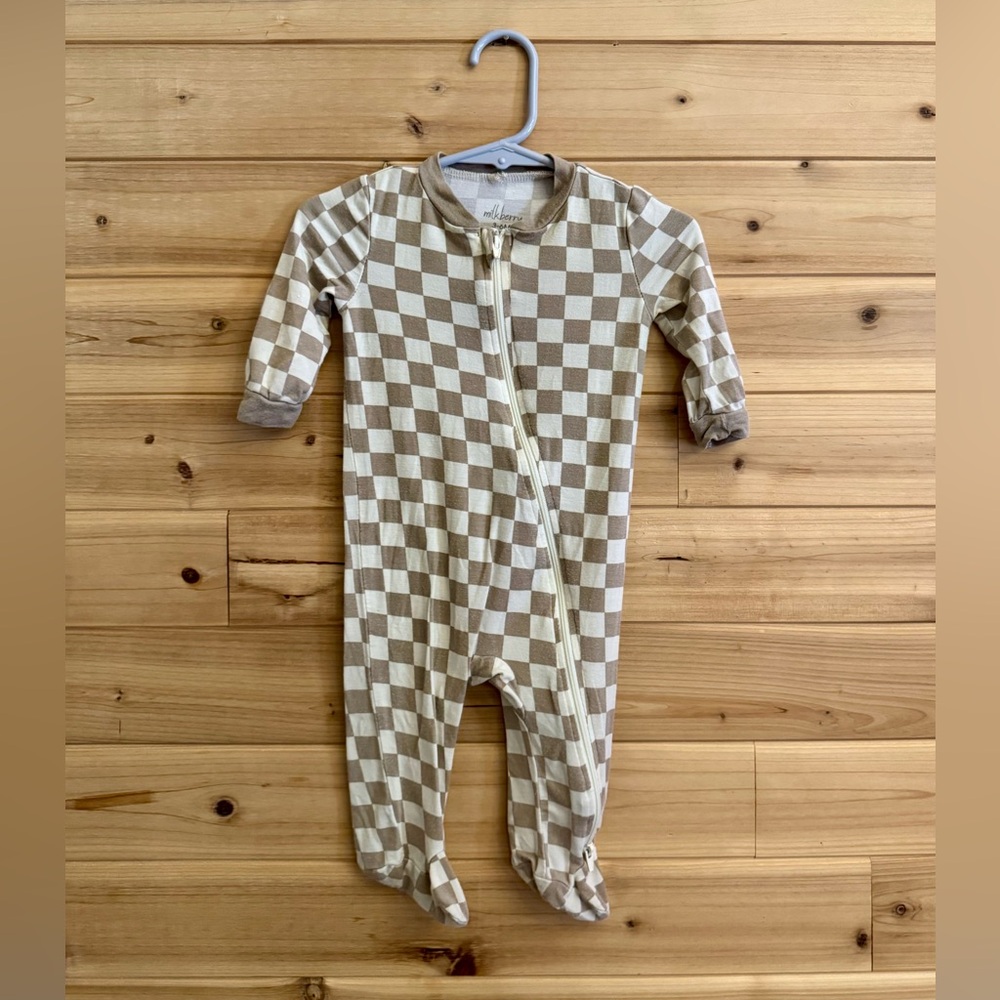 Milkberry 3-6 Months Bamboo Rayon Stretchy Tan White Checkered One Piece Footie